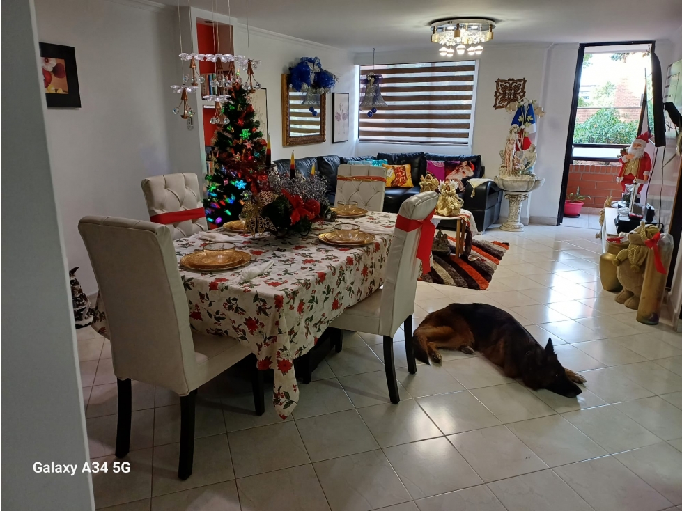 SE VENDE APARTAMENTO EN EL POBLADO LOS BALSOS