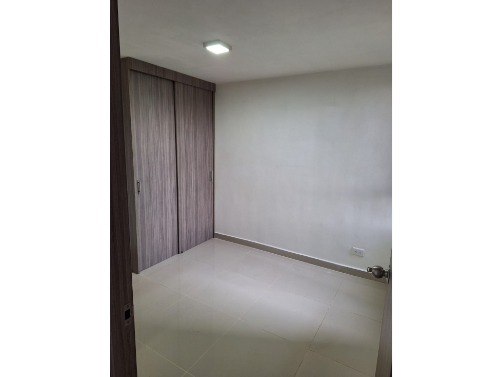 SE VENDE APARTAMENTO EN LA ESTRELLA — foto 3