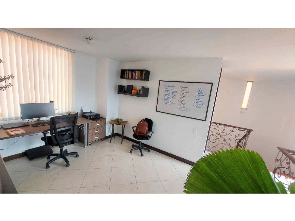 SE ARRIENDA O VENDE PENT HOUSE AMOBLADO O SIN AMOBLAR EN EL POBLADO — foto 2