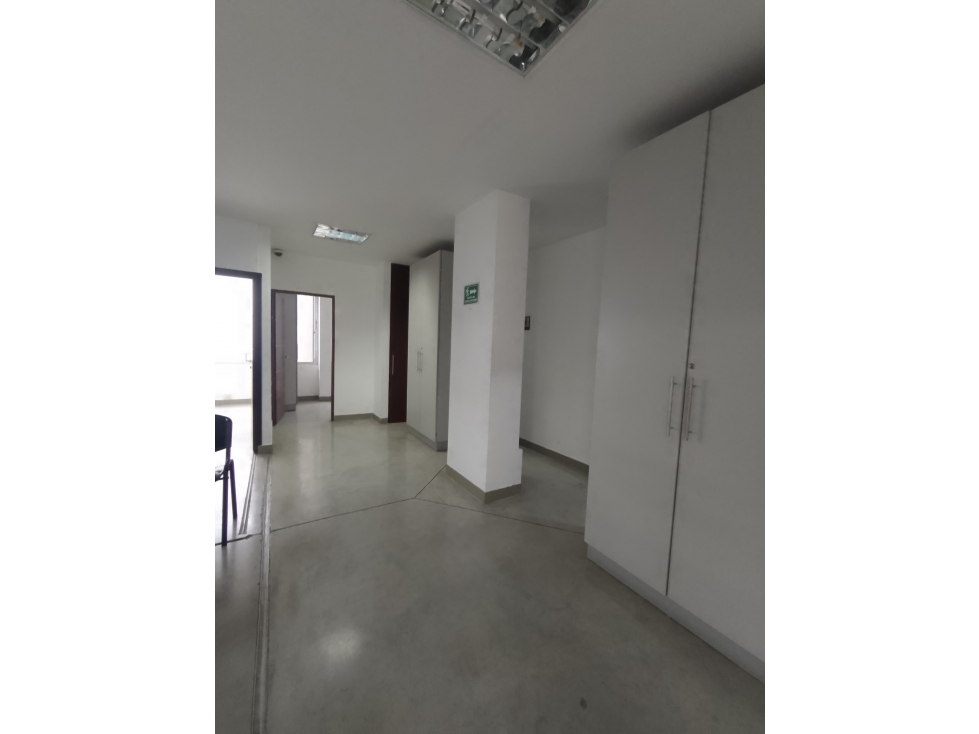 SE VENDE O SE RENTA LOCAL COMERCIAL O BODEGA PARQUE BELEN — foto 4