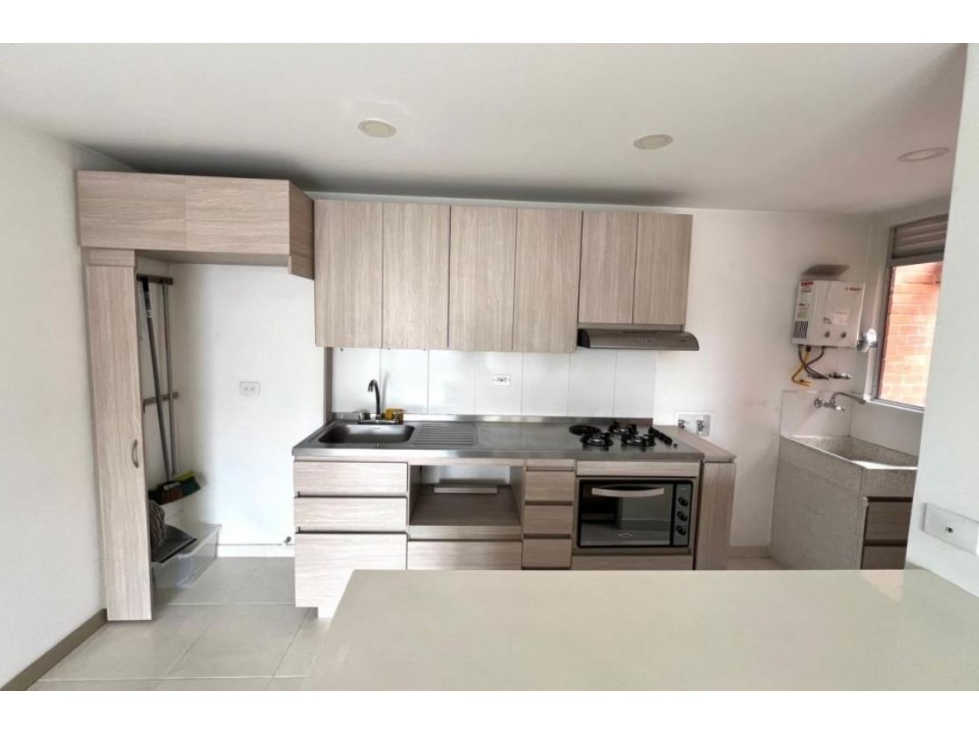 Apartamento para la venta en Envigado Manuel Uribe — foto 3