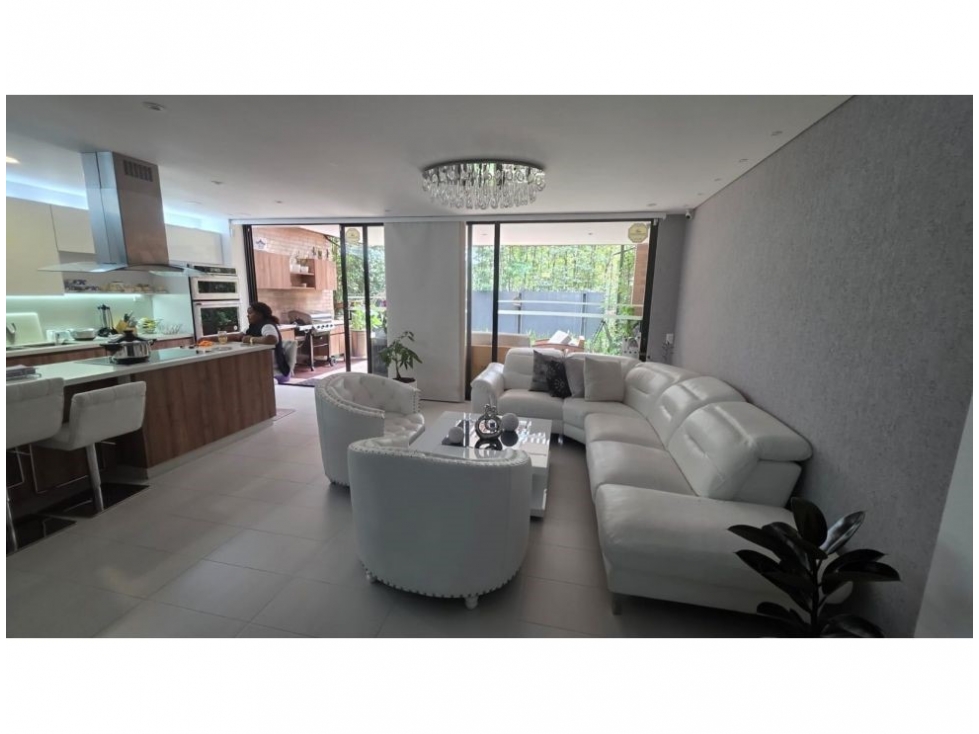 Casa para la venta en Envigado Calleja