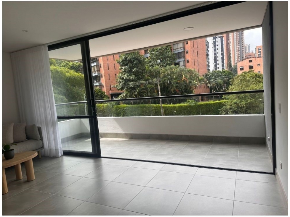 Aparta estudio para la venta en el Poblado linares