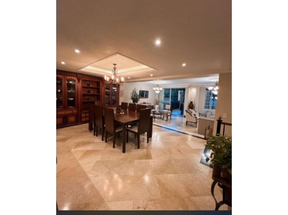 Casa para la venta en Envigado Loma del Escobero