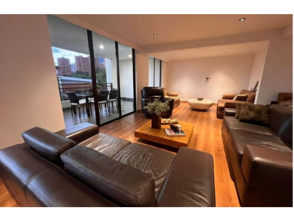 Apartamento para la venta en el Poblado los Balsos