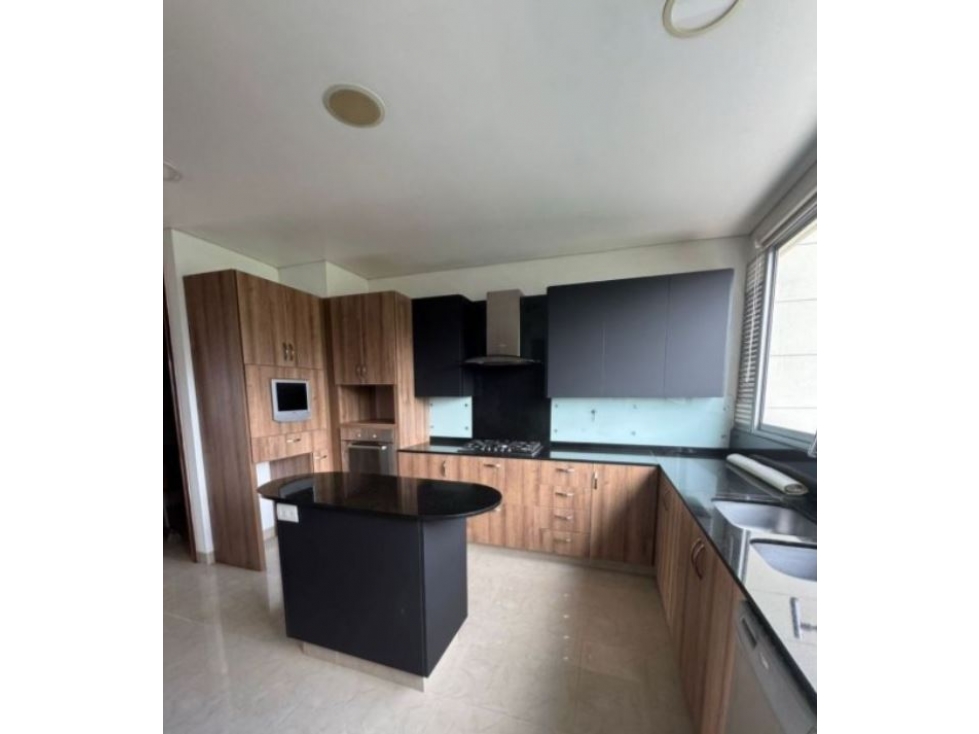 Apartamento para la venta en el Poblado los Balsos — foto 2