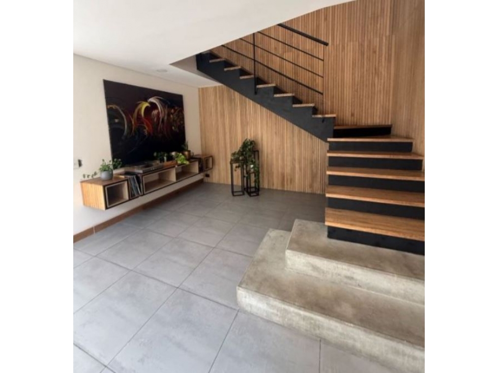 Casa para la venta en Envigado Loma del Escobero