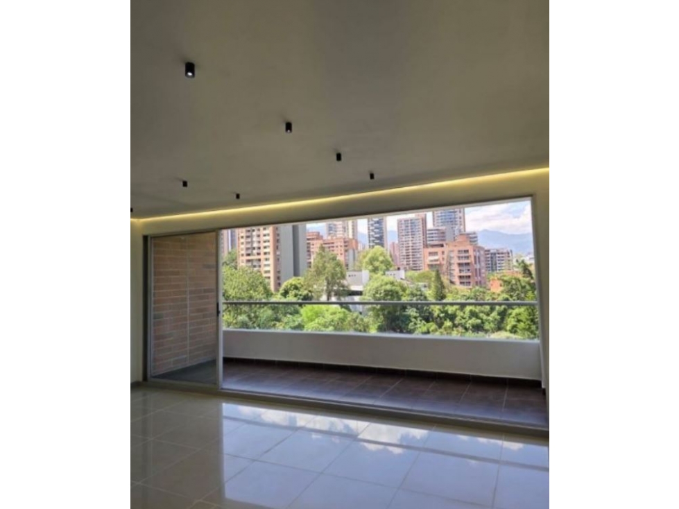 Apartamento para la venta en el Poblado Castropol