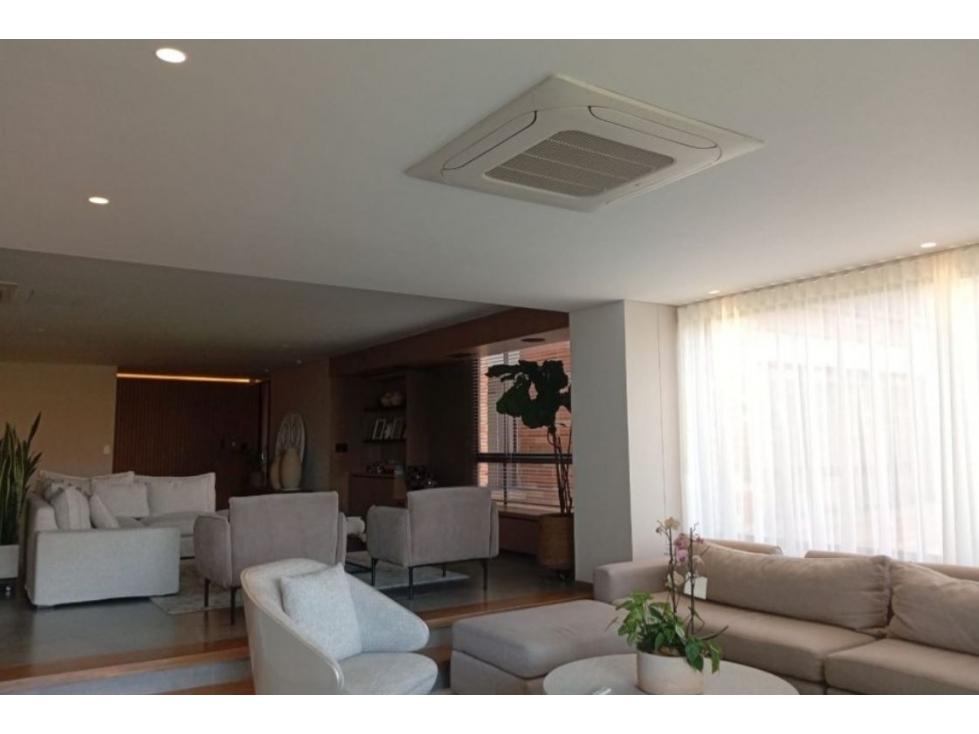 Apartamento para la venta en el Poblado Loma de los Parra — foto 2