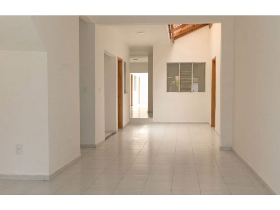 Casa para la venta en la América sector Niza