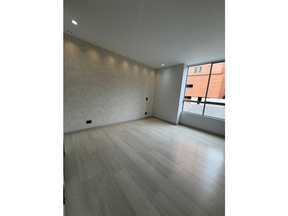 Apartamento para la venta en Envigado Loma del Escobero — foto 2