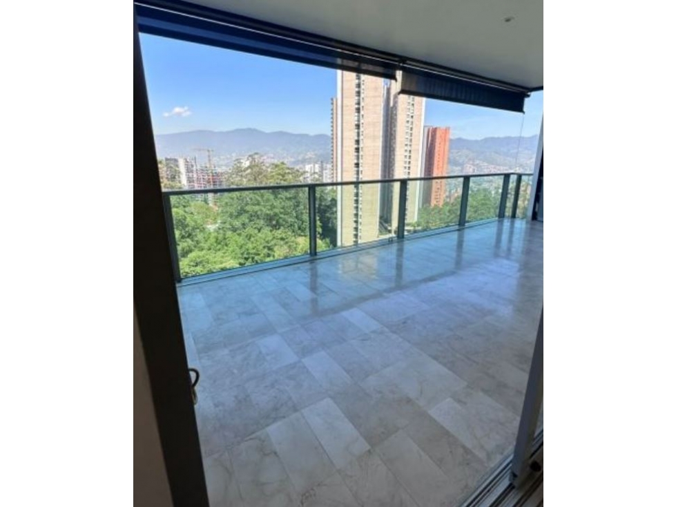 Apartamento para la venta en el Poblado Los Balsos
