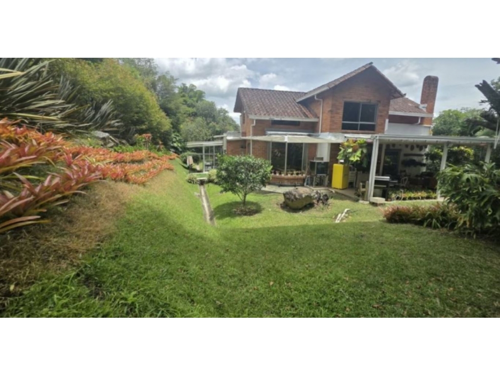 Casa Campestre para la venta en Envigado Loma del Escobero