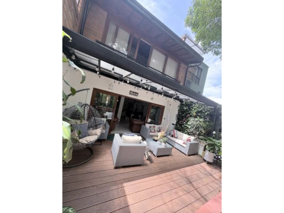 Casa para la venta en Envigado Loma del Escobero