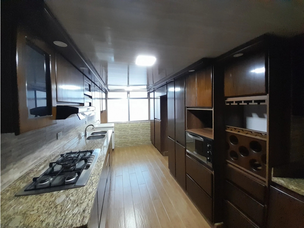 Apartamento para la venta en Conquistadores
