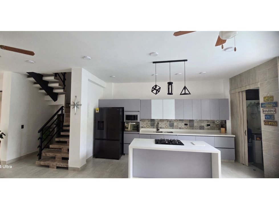 Casa para la venta en Santafé de Antioquia (SE PERMUTA) — foto 2