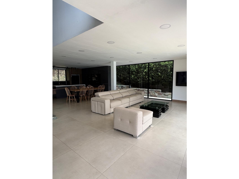 Casa para la venta en Copacabana Antioquia