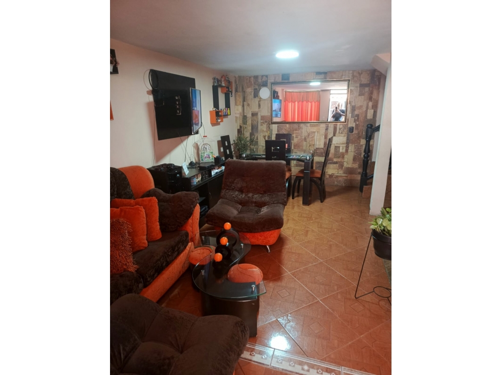 Casa para la venta en Bello Niquia