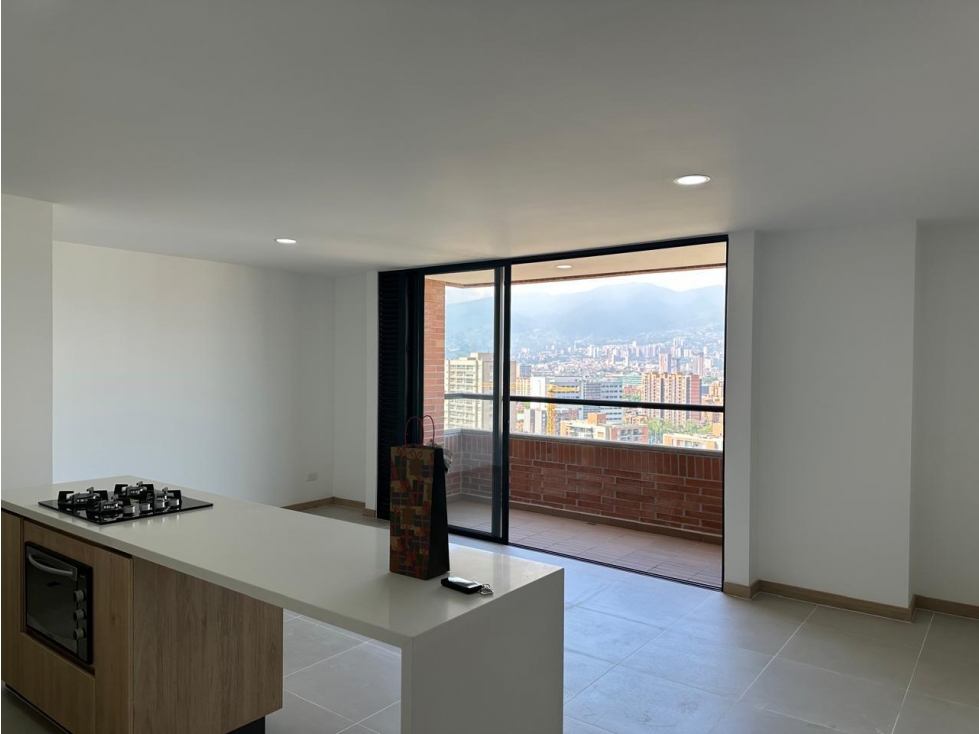 SE VENDE APARTAMENTO EN ENVIGADO CERCA A LA AVENIDA EL POBLADO — foto 5