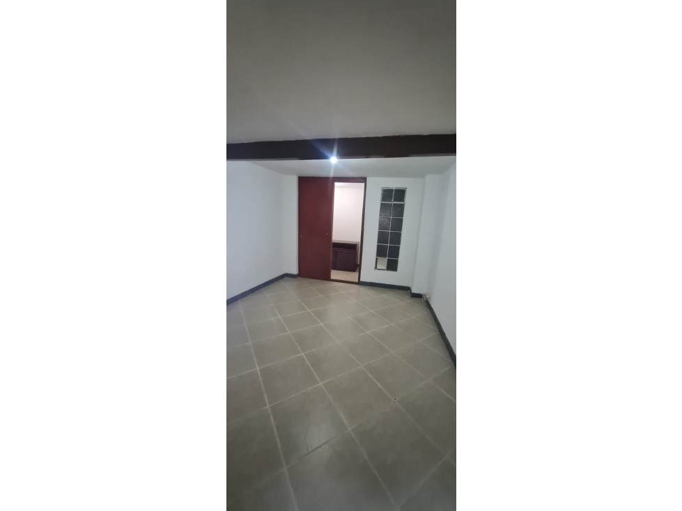 casa segundo piso sector Florida Nueva — foto 4