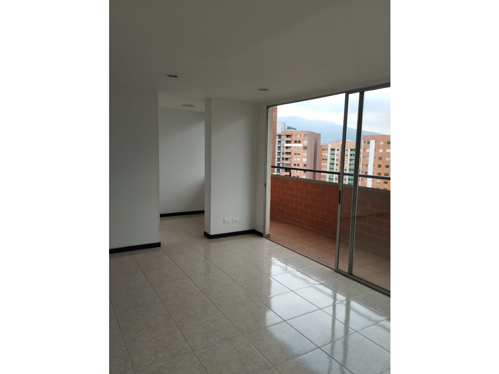 Apartamento para la venta en la Loma de los Bernal — foto 6