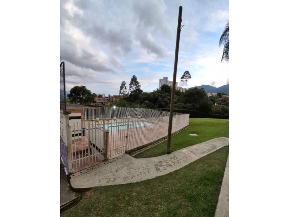 Apartamento para la venta en San Antonio de Prado — foto 5