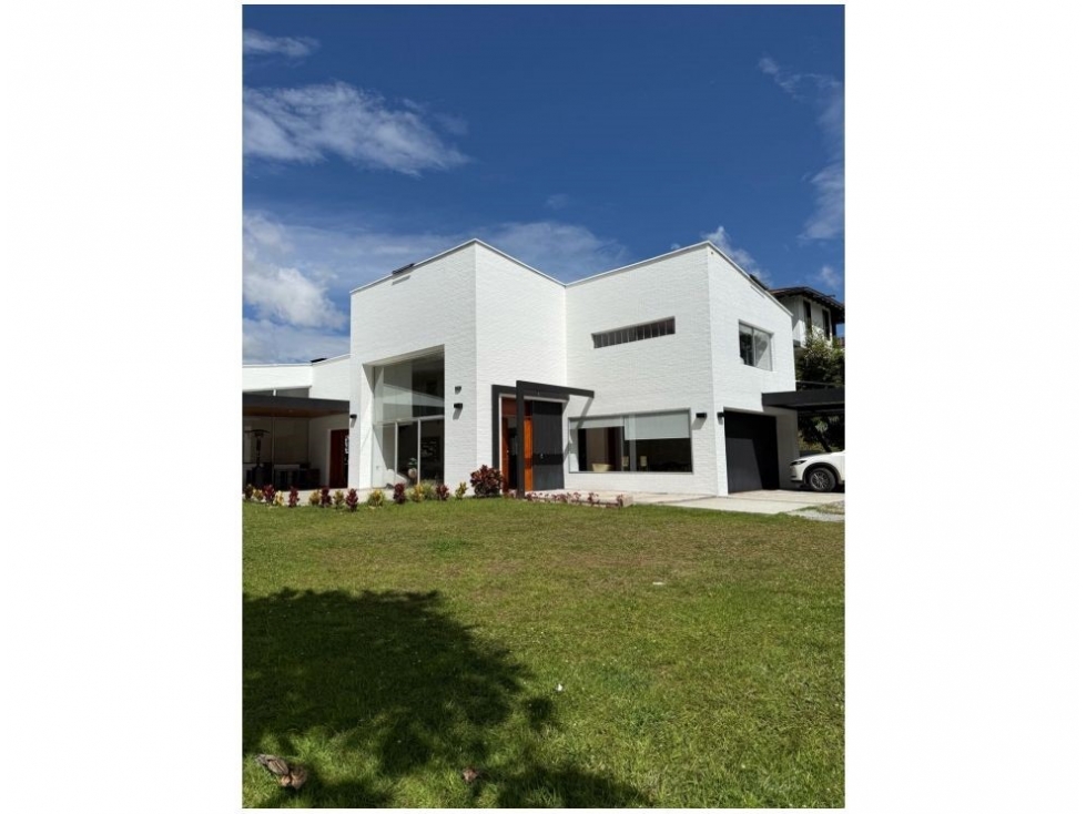 Casa para la venta en Envigado Loma del Escobero — foto 2