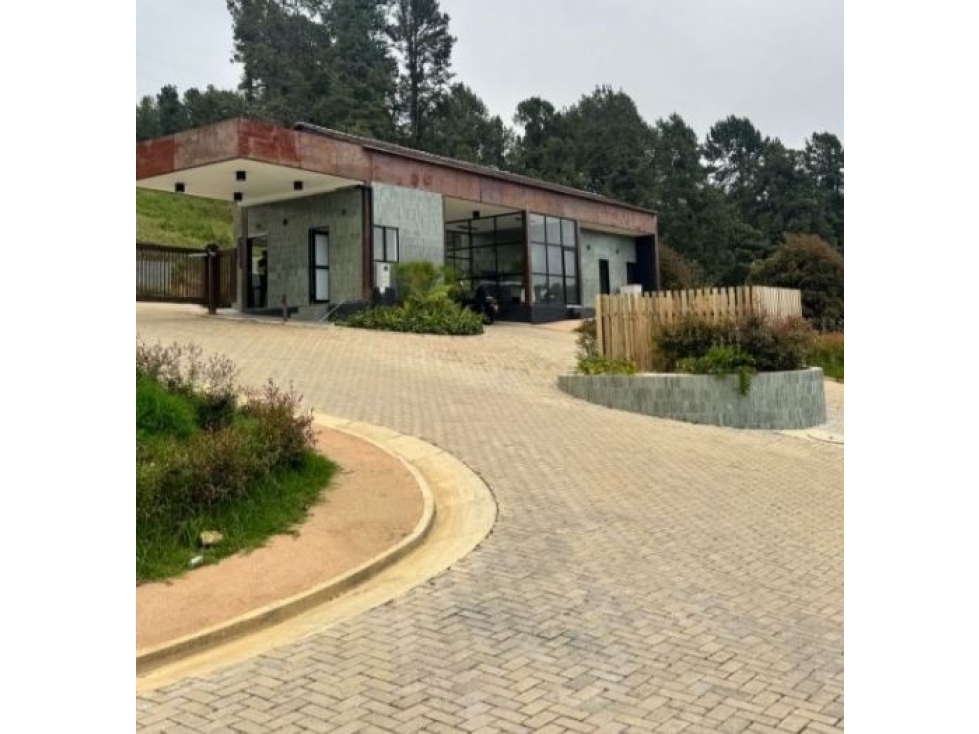 Lote para la venta en Envigado Alto de las Palmas — foto 2