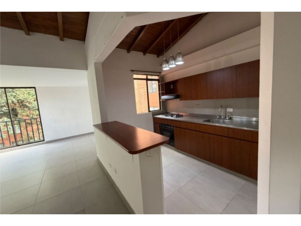 Apartamento para la venta en Envigado Loma de las Brujas — foto 2