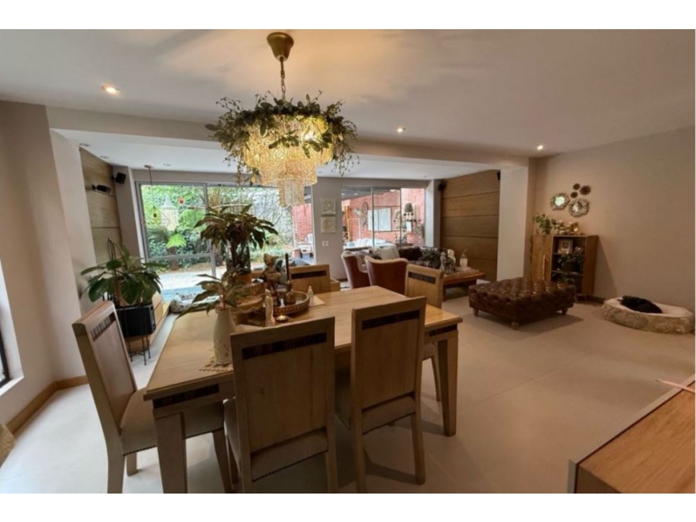 Casa para la venta en Envigado Loma de Benedictinos — foto 2