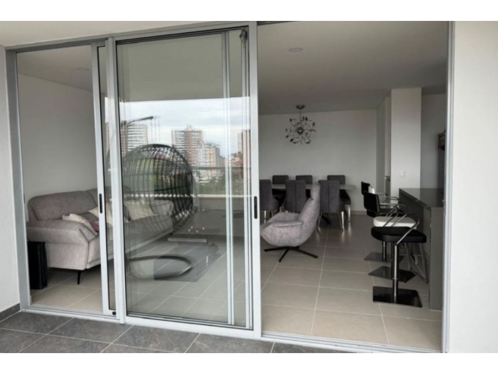 Apartamento para la venta en Envigado Loma de los Mesa — foto 3
