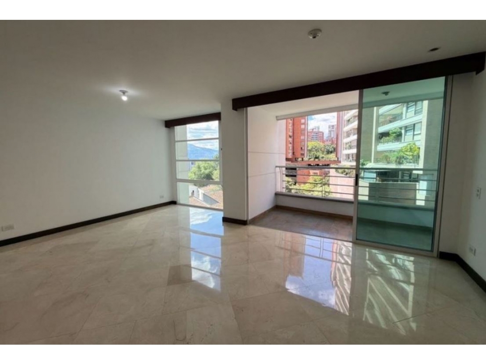 Apartamento para la venta en la Avenida el Poblado — foto 3
