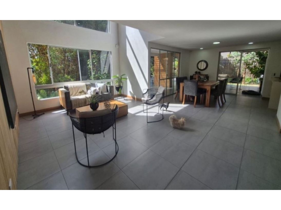 Casa para la venta en Envigado Loma del Escobero — foto 2