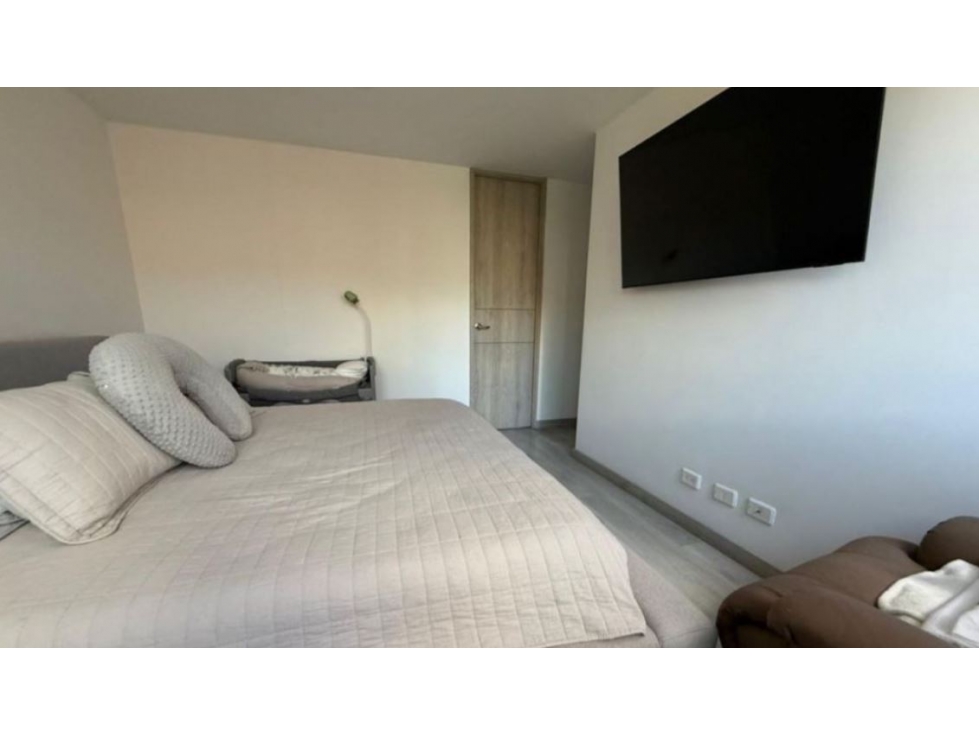 Apartamento para la venta en Abadía Loma del Esmeraldal — foto 3