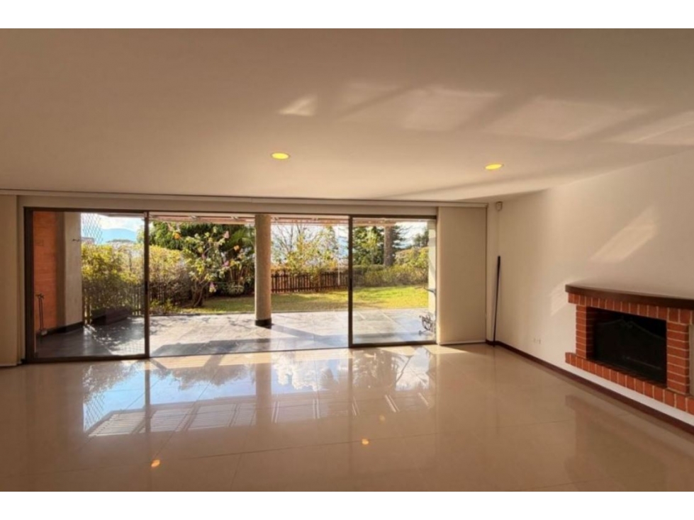 Casa para la venta en Envigado Loma del Chocho — foto 3