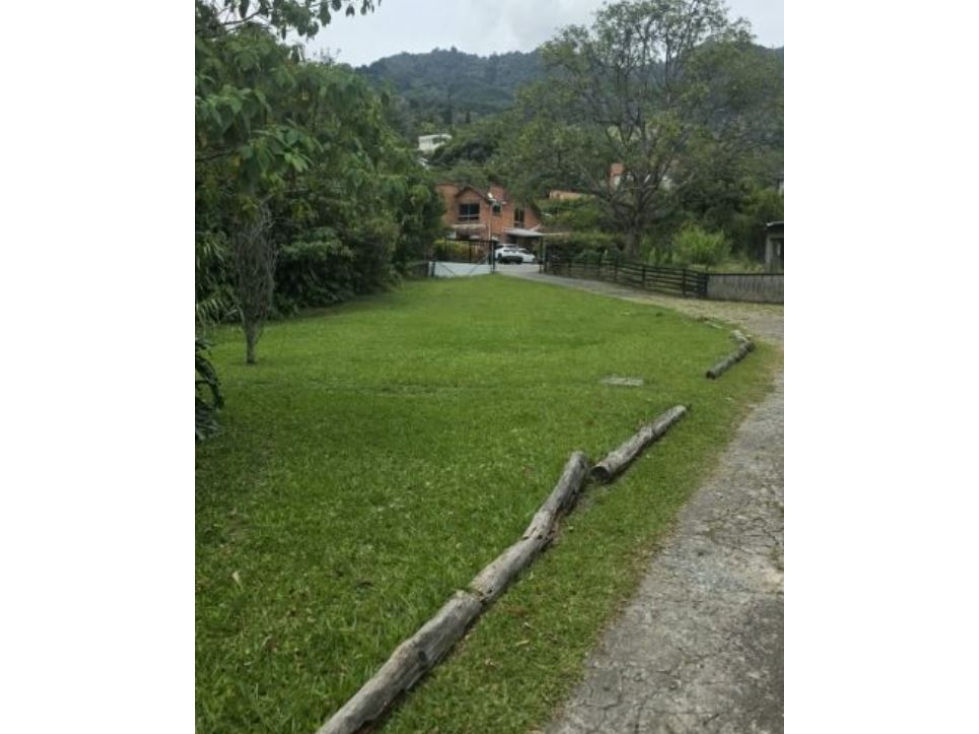 Casa Campestre para la venta en Envigado Loma del Escobero — foto 2