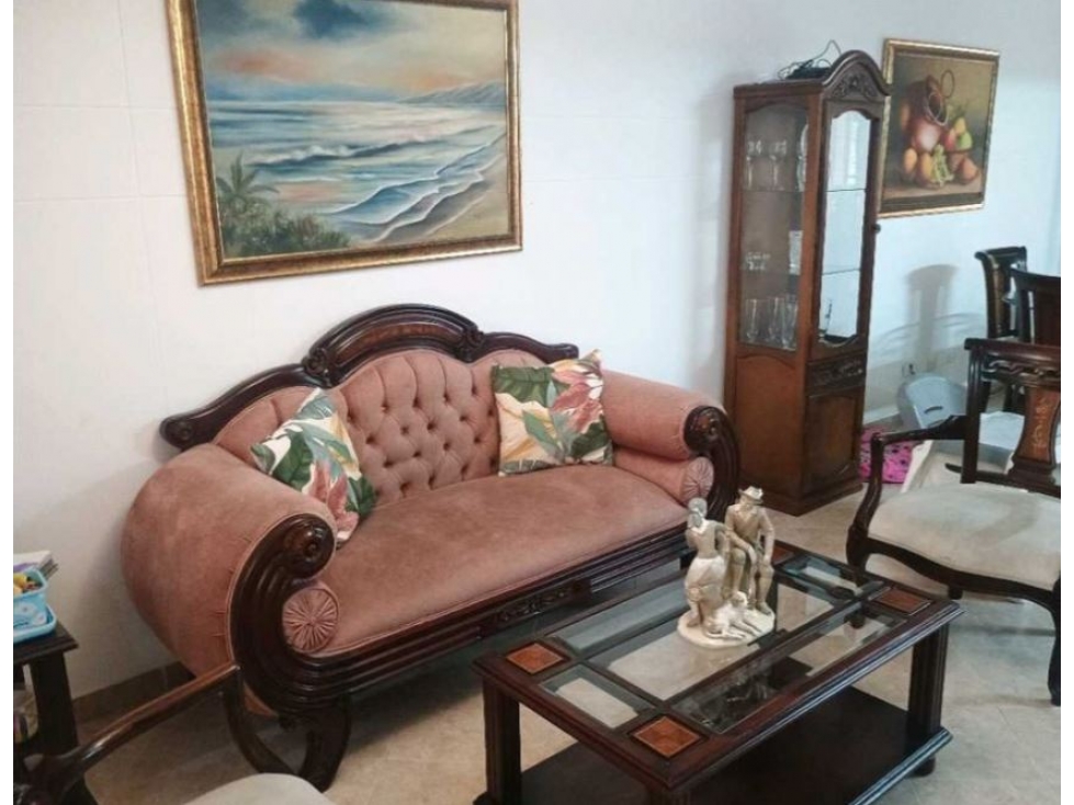 Casa unifamiliar de 3 niveles para la venta en Belen la Mota — foto 2