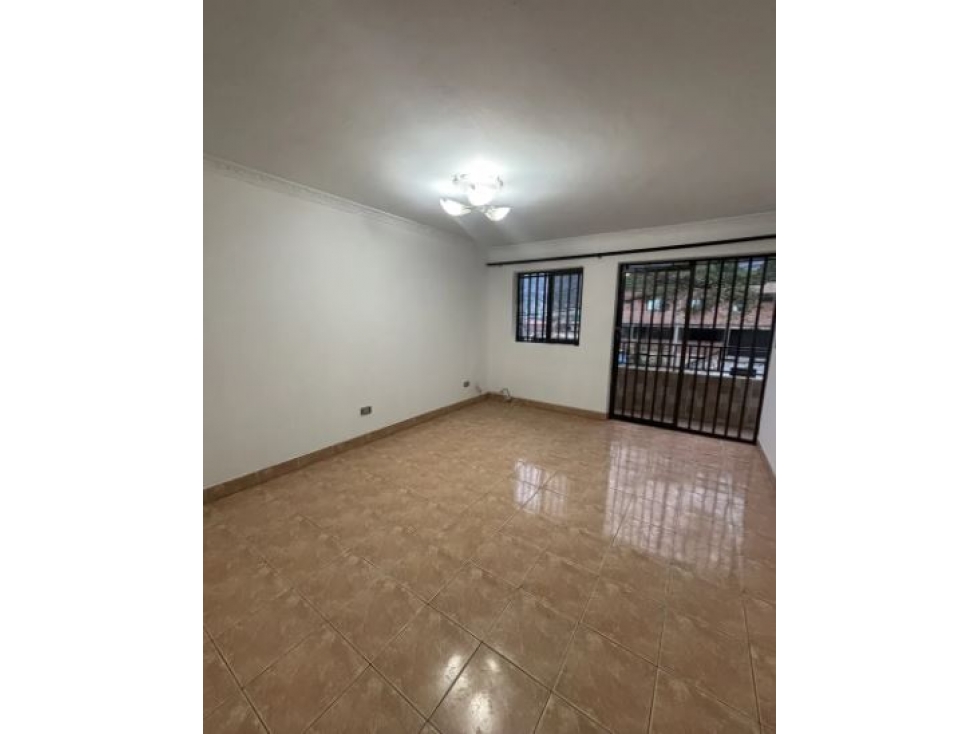 Casa para la venta en Bello Niquia — foto 2