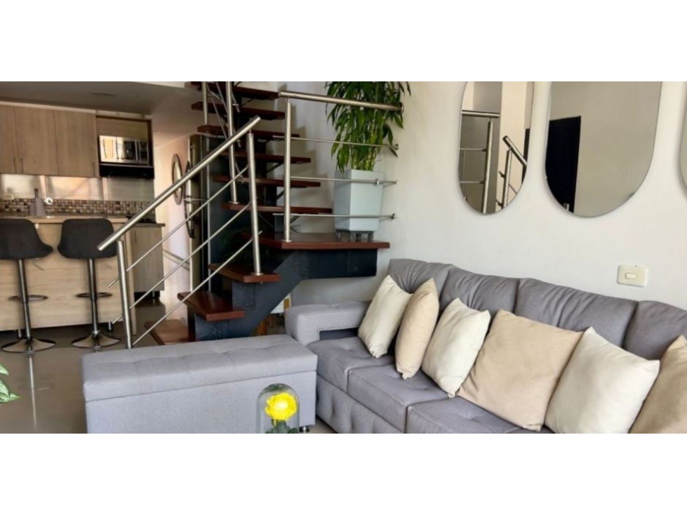 Apartamento dúplex para la venta en la Castellana — foto 2