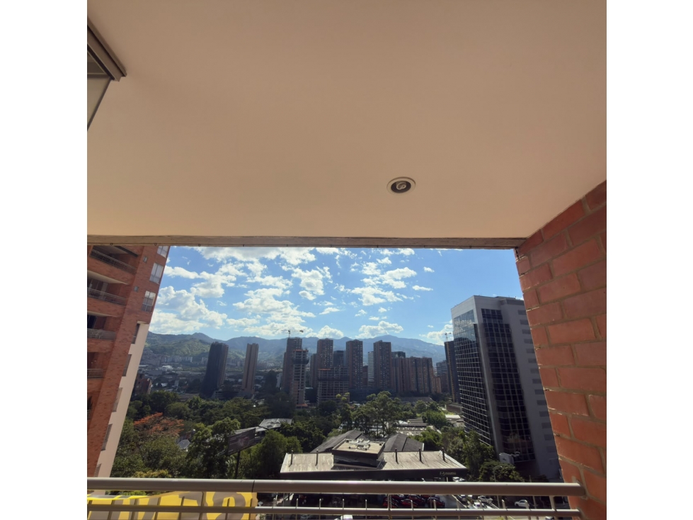 Apartamento para la venta en el Poblado Castropol