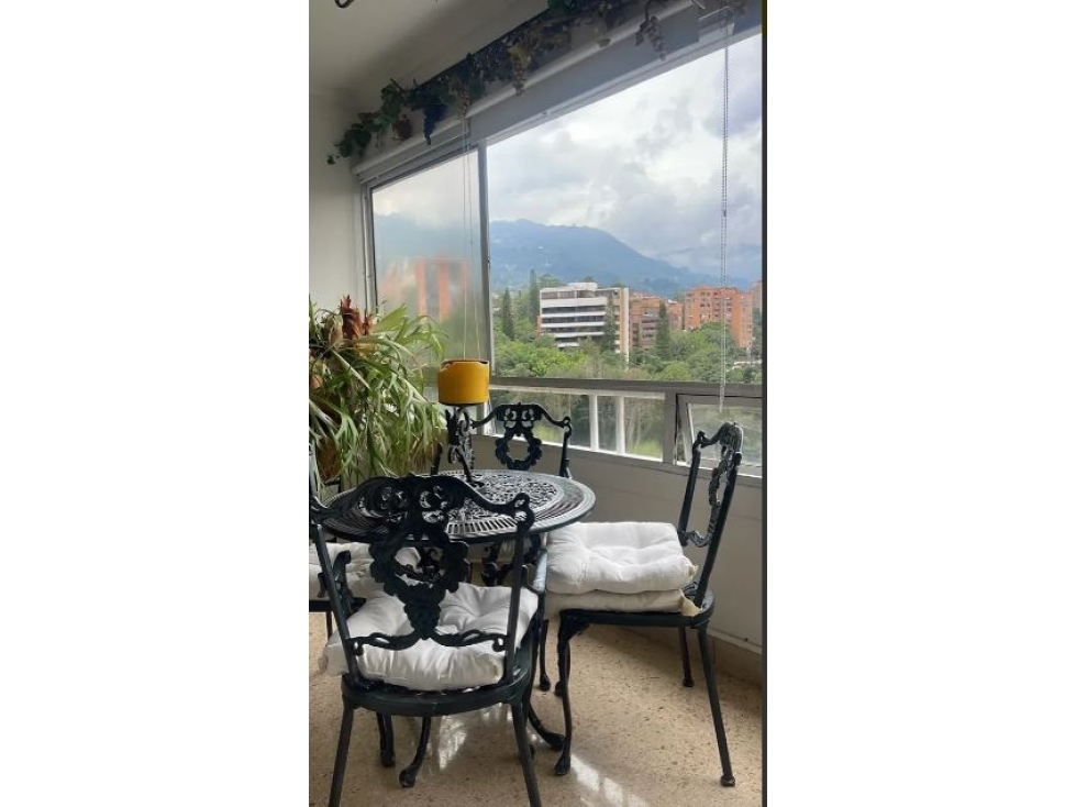 Apartamento para la venta en Altos del Poblado San Lucas — foto 2