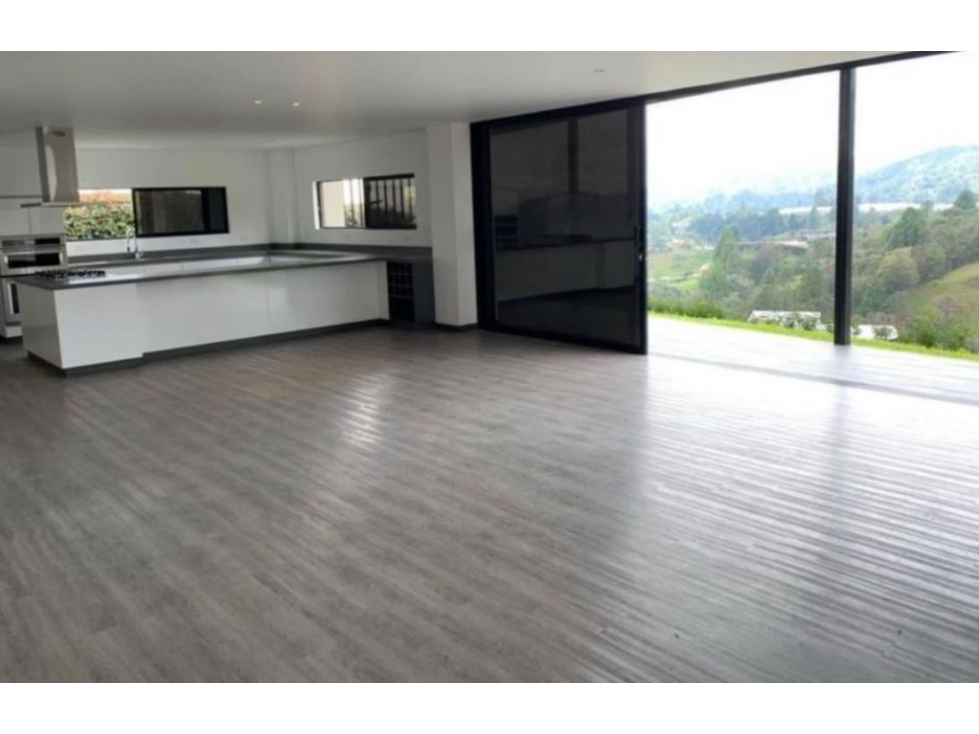 Casa para la venta en Envigado Alto de las Palmas — foto 3