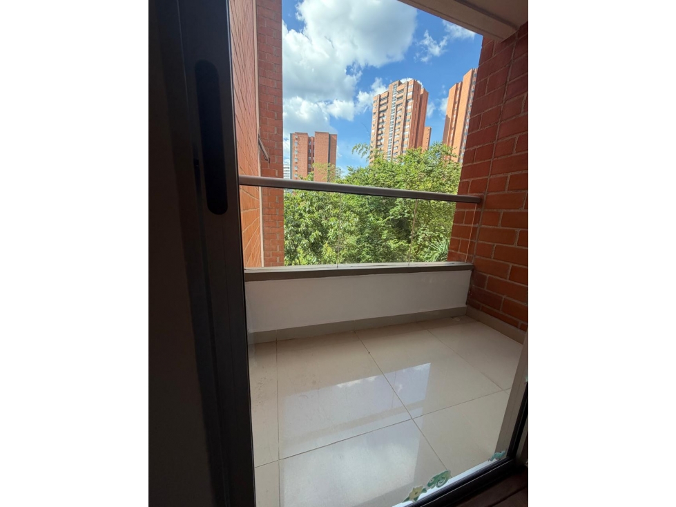 Apartamento para la venta en Envigado Loma del Esmeraldal — foto 4