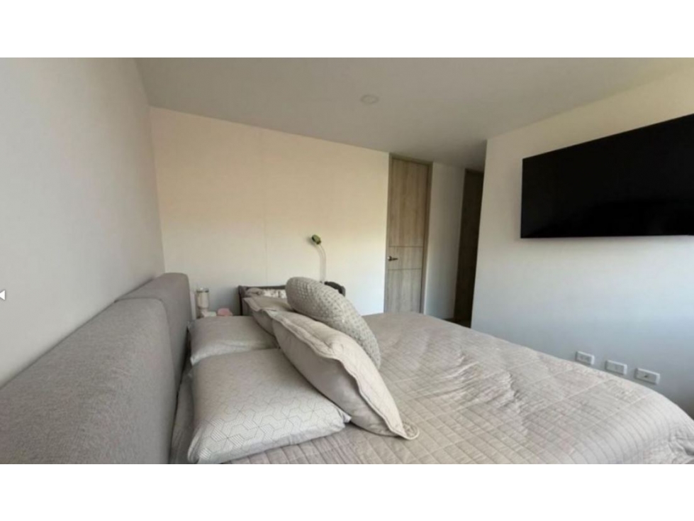 Apartamento para la venta en Abadía Loma del Esmeraldal — foto 4