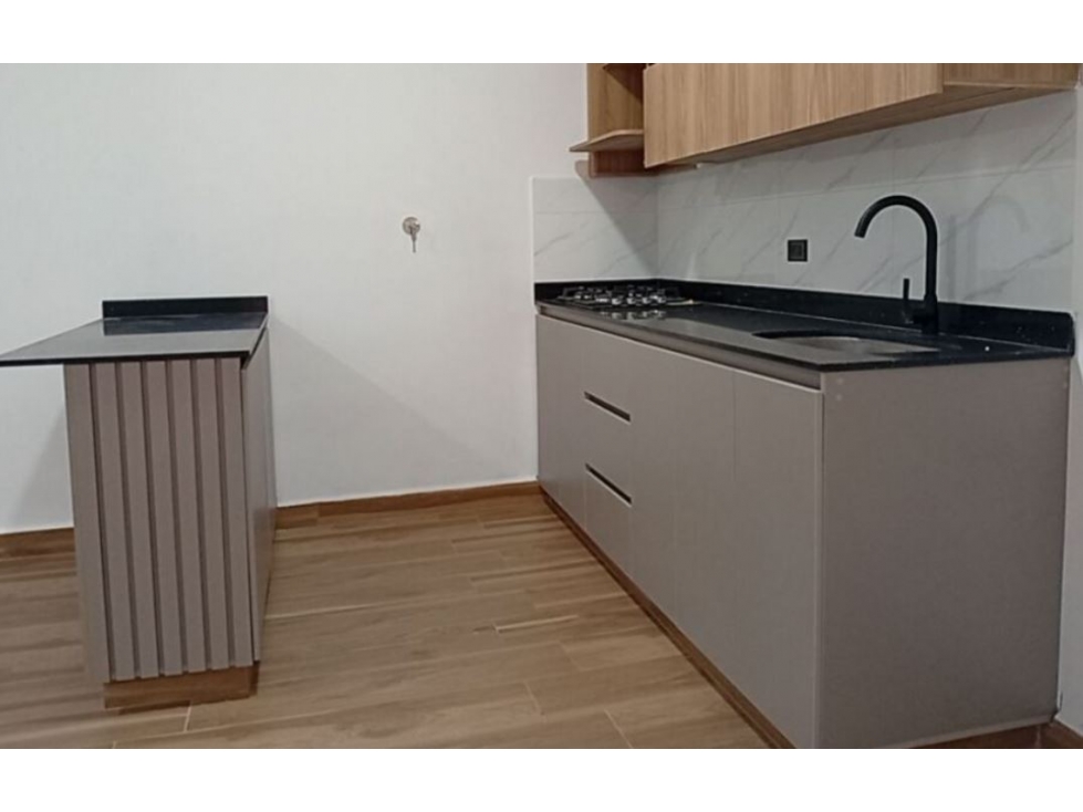 Casa para la venta en Laureles Santa teresita — foto 3