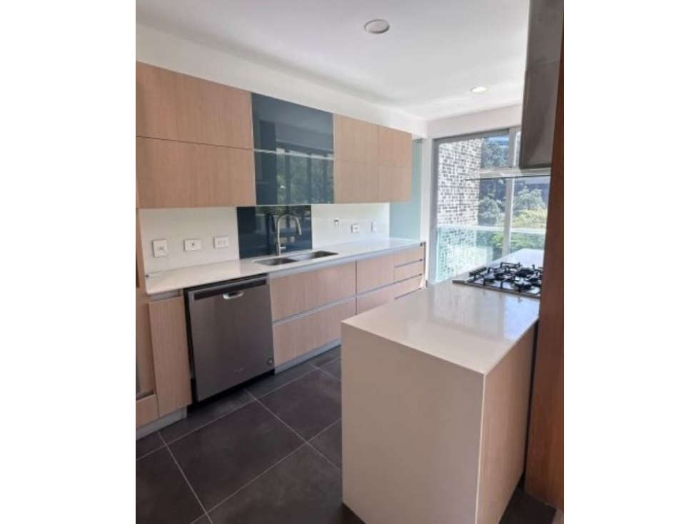Apartamento para la venta en el Poblado Los Balsos — foto 3