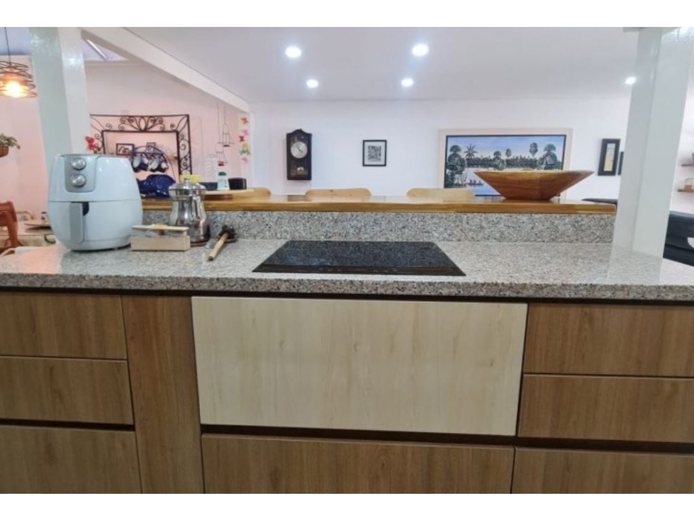 Hermosa casa unifamiliar de 3 niveles para la venta en Belén la Mota — foto 3