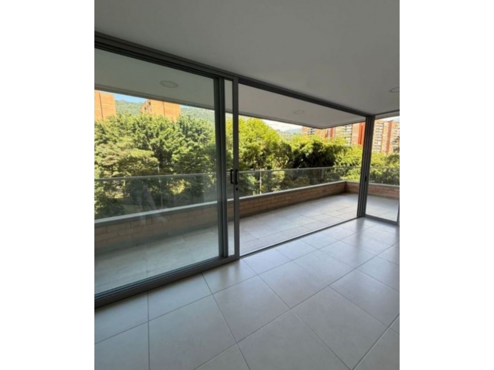 Apartamento para la venta en Envigado Loma del Chocho — foto 4