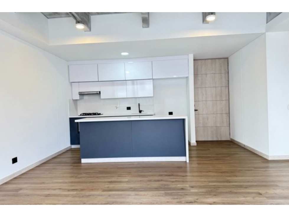 Apartamento para la venta en Envigado Loma de los Mesa — foto 4