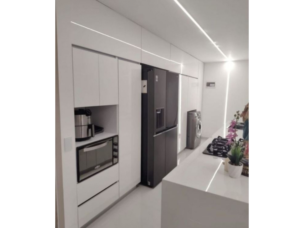 Apartamento para la venta en el Poblado Ciudad del Rio — foto 5